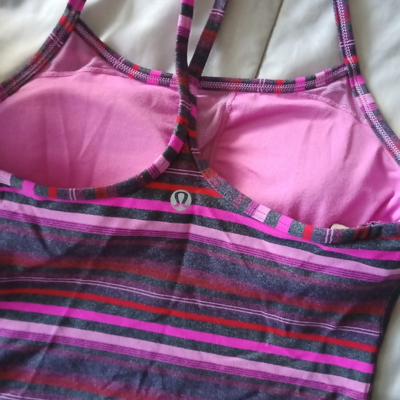 Lululemon top - Picture 4 of 5